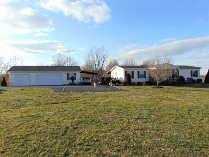 1448 Bradfordsville Road – Lebanon